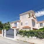Duplex With View On The Cap D\'Antibes