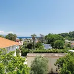 Duplex With View On The Cap D\'Antibes