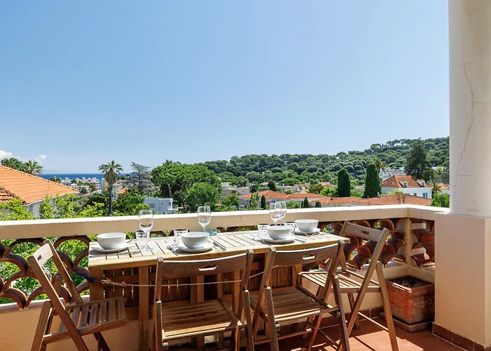 Duplex With View On The Cap D\'Antibes