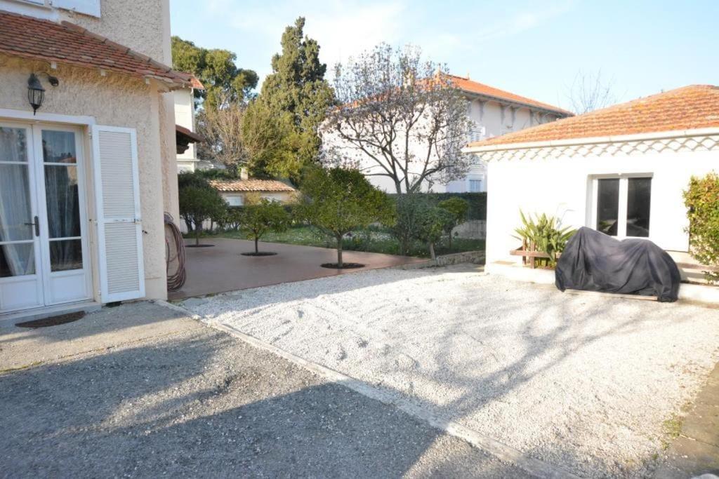 Duplex With View On The Cap D'antibes Apartment *